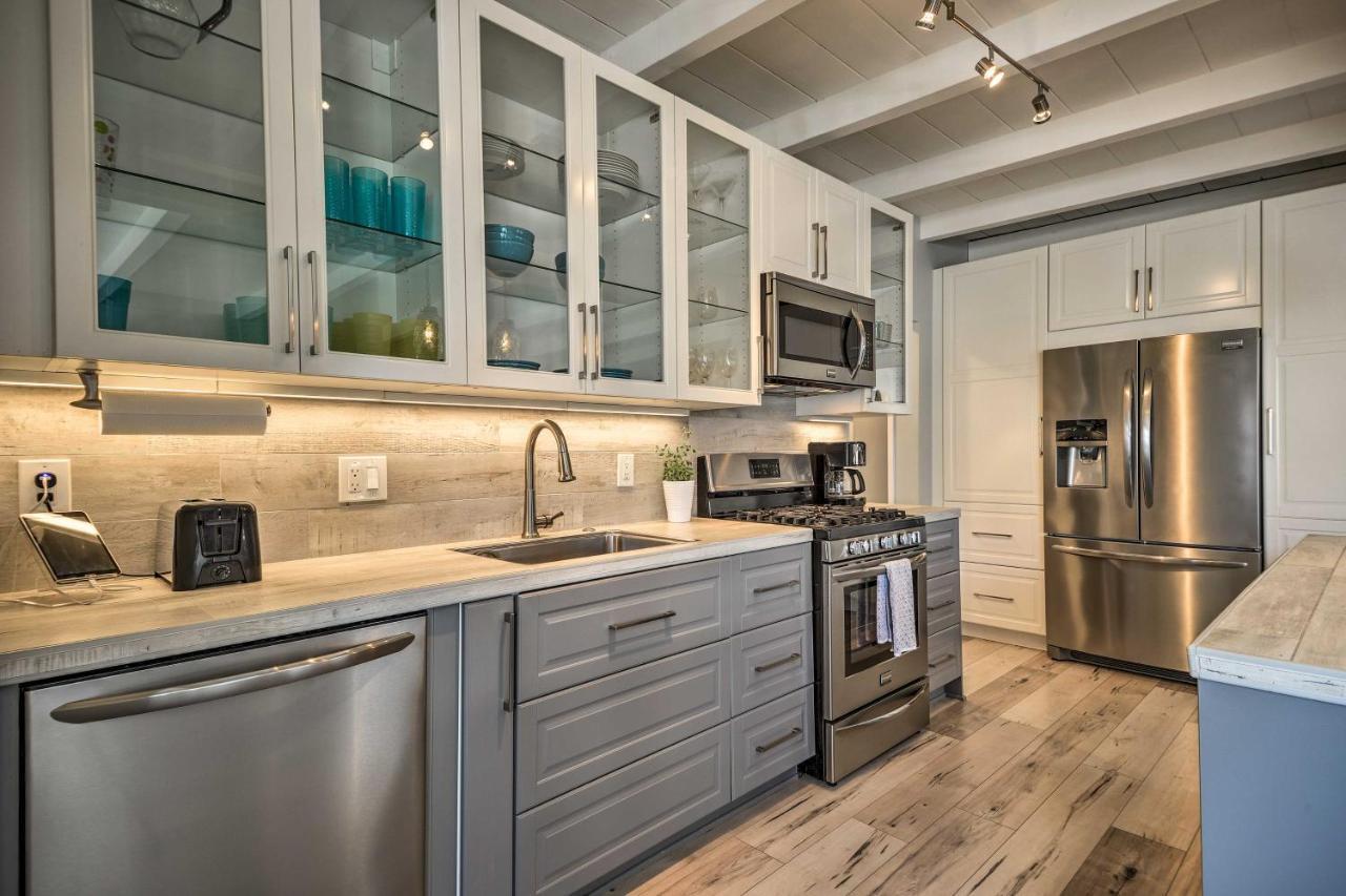 Remodeled Ventura Beach Home With Yard And Fire Pit! Εξωτερικό φωτογραφία
